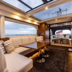 JW Stoffering scheepsstoffering bootkussens jachtstoffering luxe interieur nieuwbouw jachten boten